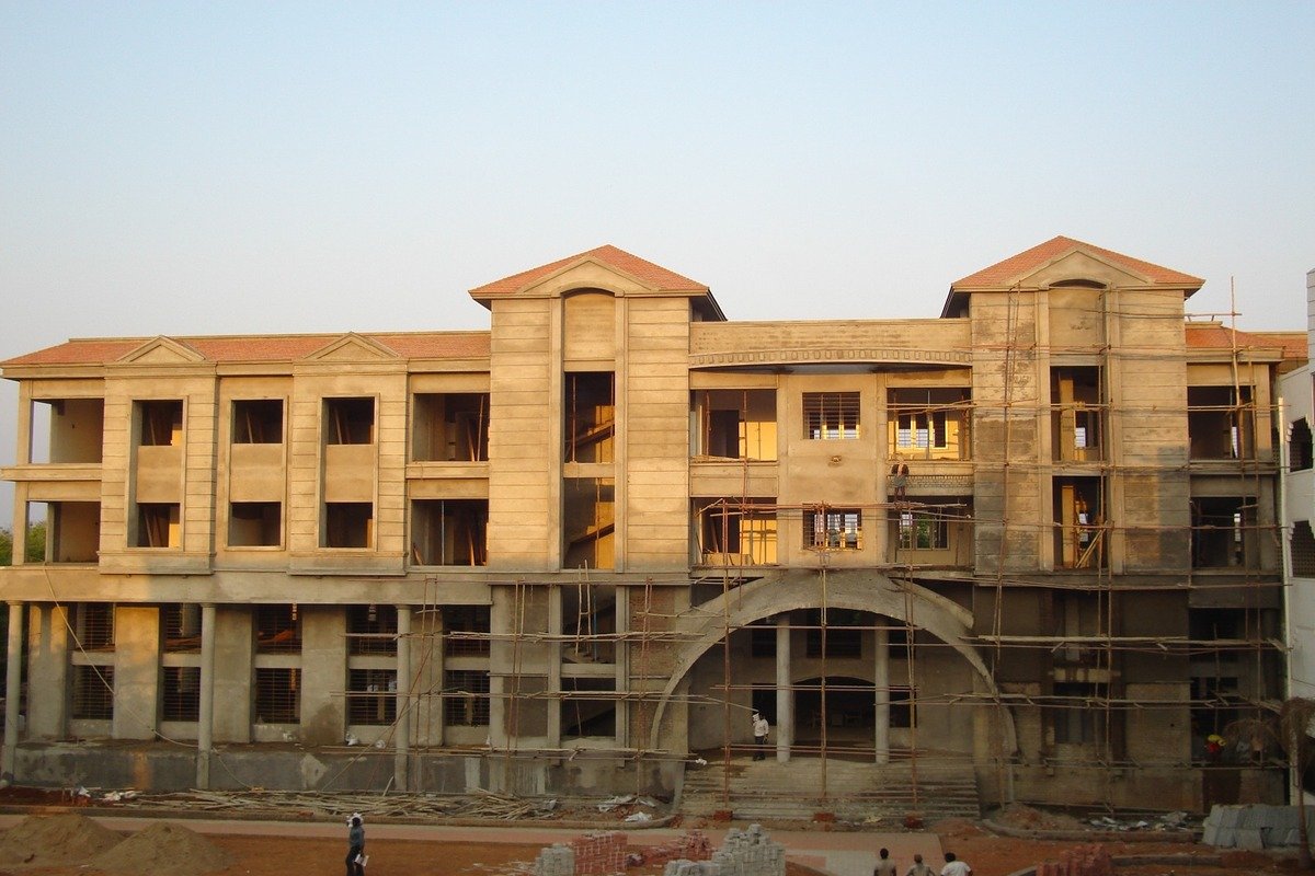 Large Scale Builders in Madurai